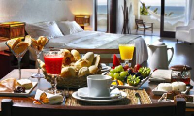 سرویس Bed & Breakfast (B.B)