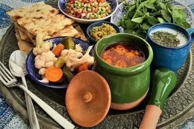 abgoosht be v gerdoo markazi1 715x477 1