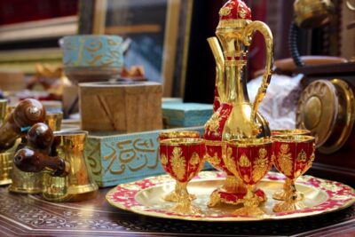 Visiting an Iranian Home 