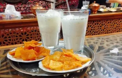 راهنمای جامع و لیست جاهای دیدنی اصفهان: تجربه بهترین سفر و اصفهانگردی (ویژه مسافران و حیوانات خانگی) 5 جاذبه های اصفهان