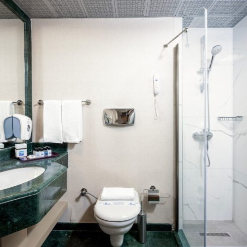 1714375334_YZU0CXZ1CR_medium