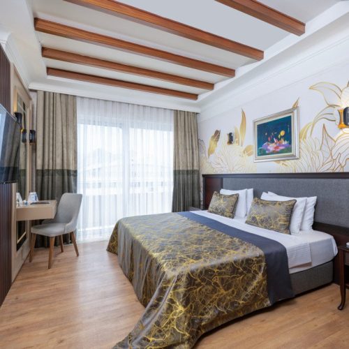 1714375599_UQ05CT8XWE_medium