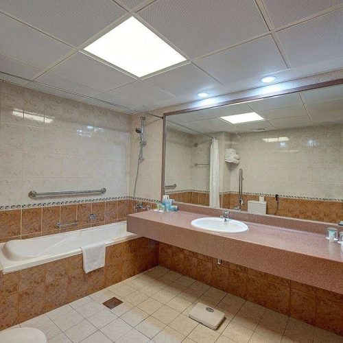 KDbfQqSKfOvCHu0AtYqiUw3xokKXhhyPyYFxIfiP_11zon