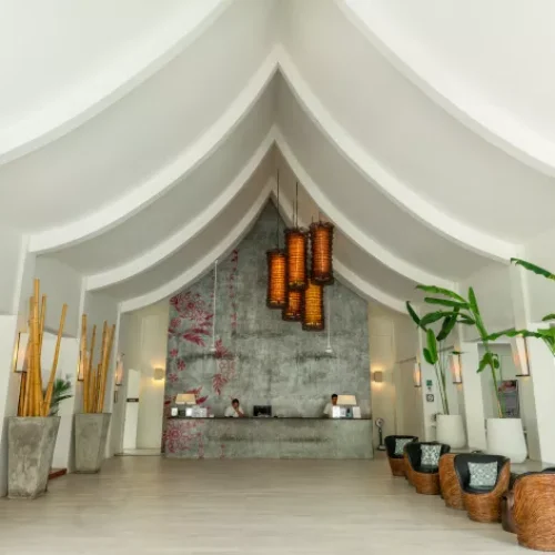 Lobby 4.jpg