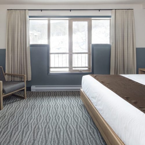 The-Approach-Hotel-Bluebird-1__FocusFillWzE4MDAsMTA4MCwieSIsNjBd